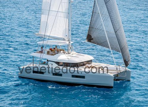 Lagoon 55 Tekniset tiedot ja arvostelut 